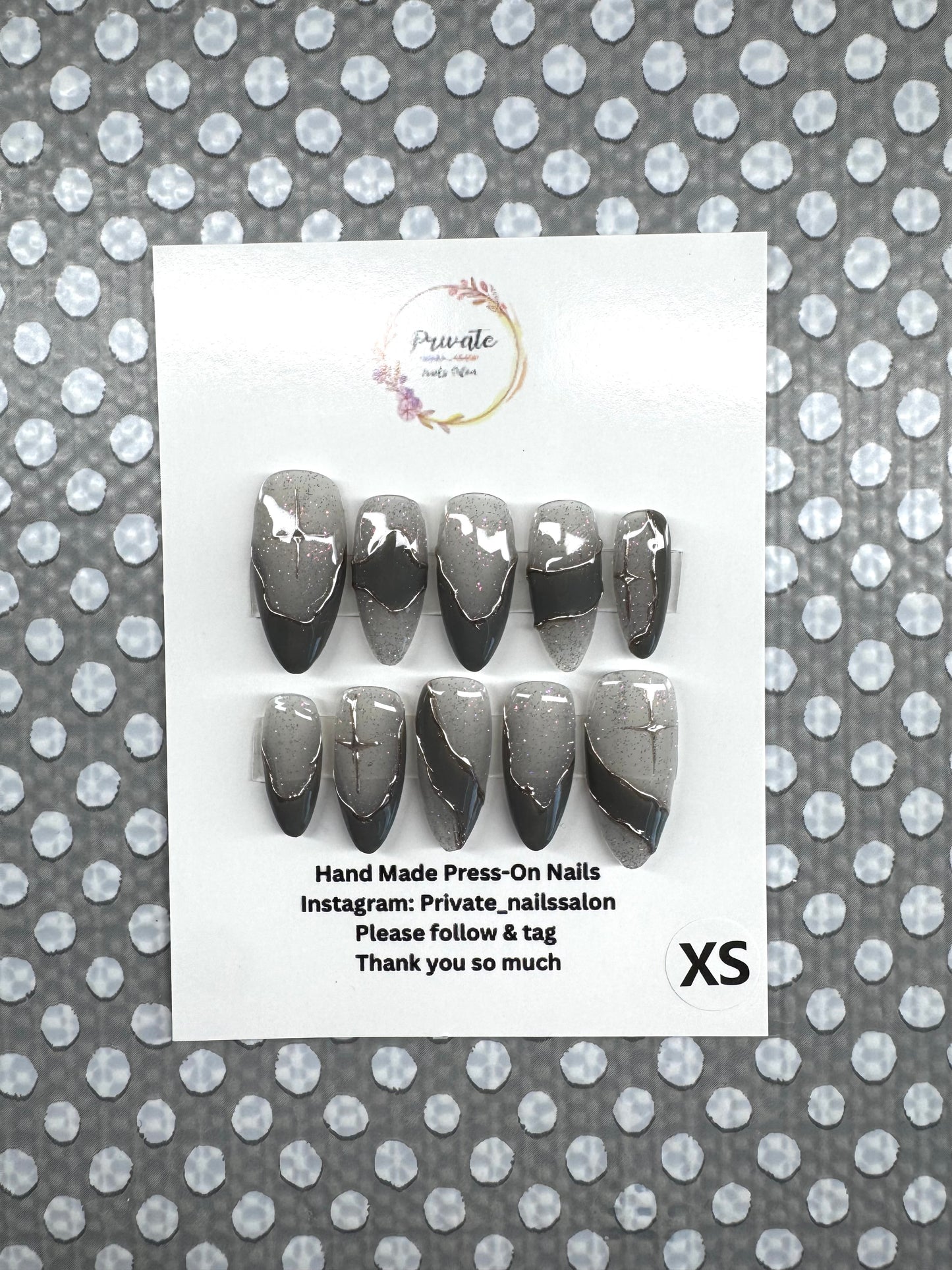 Grey glitter