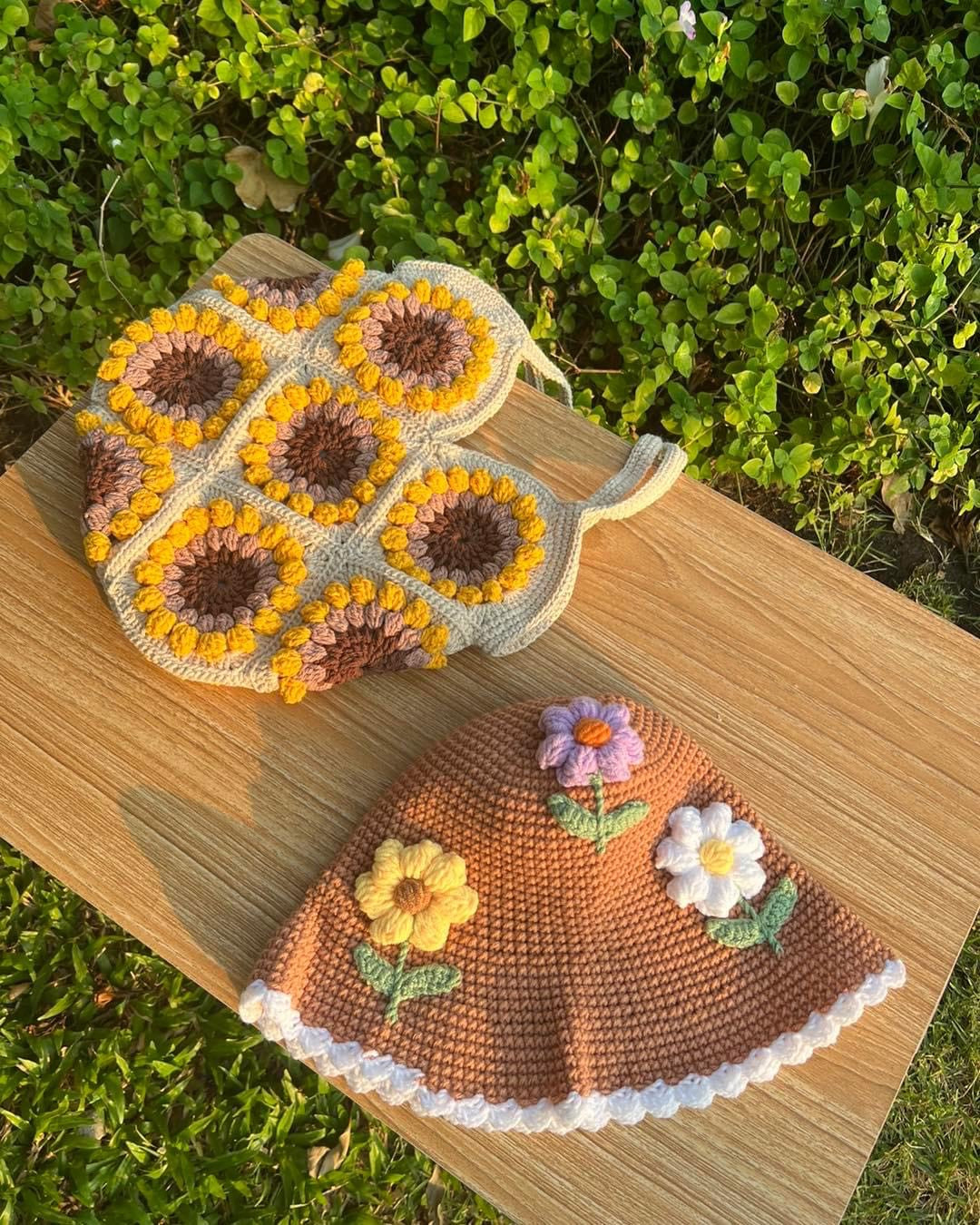 Flower knitted hat 3