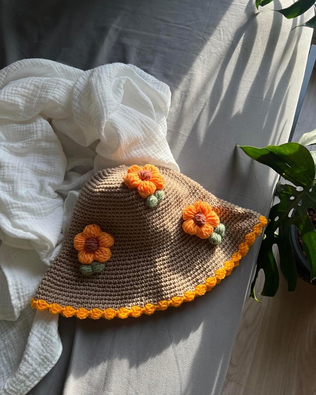 Flower knitted hat 3